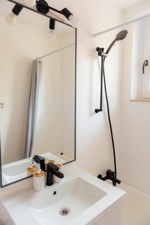 Cozy Apartment Ultracentral Universitate Square Букурещ Екстериор снимка